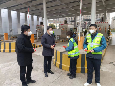 董事長涂建平、總經(jīng)理章勇慰問高速公司一線員工