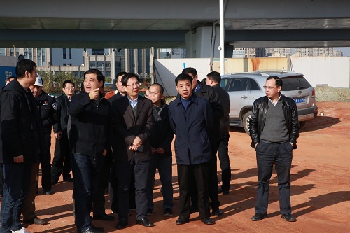 副市長(zhǎng)宋鈾一行調(diào)研我司昌南大道、洪都大道快速路改造項(xiàng)目